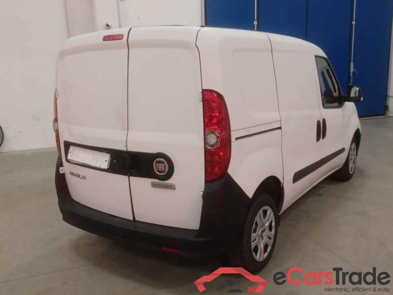Fiat 51 FIAT DOBLÒ CARGO / 2014 / 4P / VETT. FURGONATA CH1 LOUNGE 1.6 MJET 105CV E6D SeS #2
