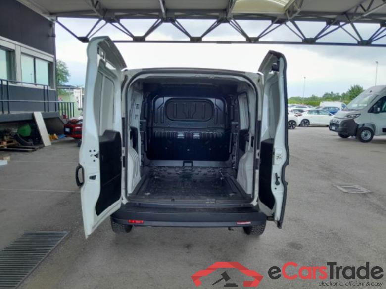 Fiat 48 FIAT DOBLÒ CARGO / 2014 / 4P / VETT. FURGONATA CH1 LOUNGE 1.3 MJET 95CV E6D SeS #5