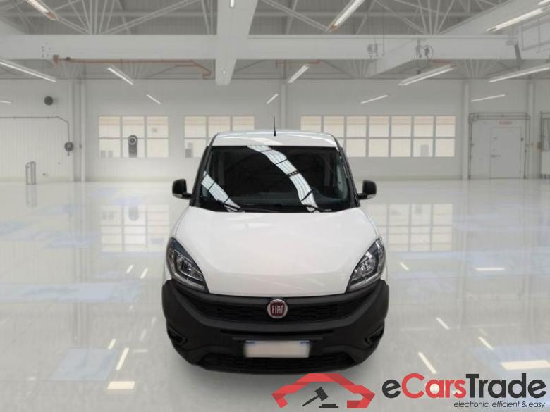 Fiat 48 FIAT DOBLÒ CARGO / 2014 / 4P / VETT. FURGONATA CH1 LOUNGE 1.3 MJET 95CV E6D SeS #6