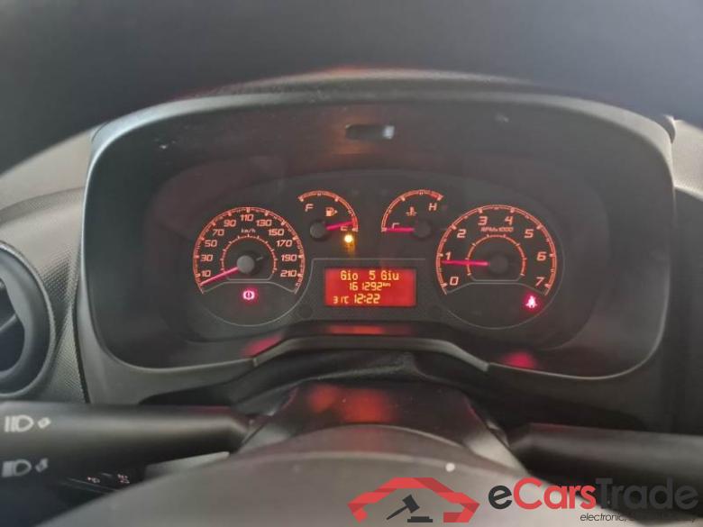 Fiat 13 FIAT FIORINO / 2016 / 4P / VETT. FURGONATA 1.3 MULTIJET 95 CV E6D-TEMP SX #4
