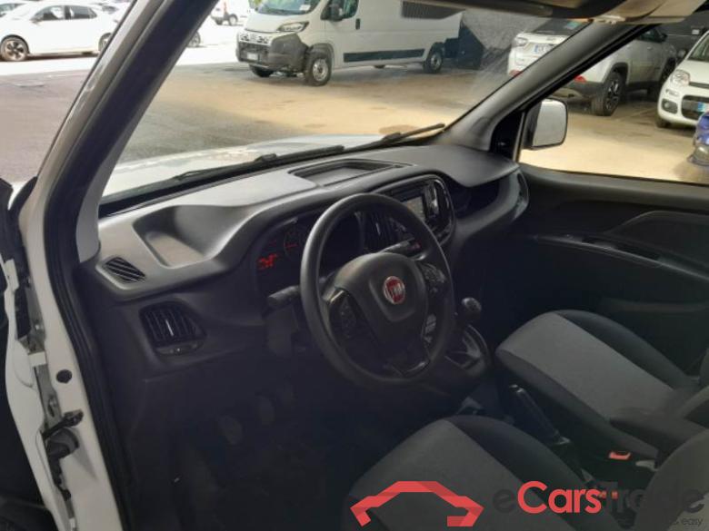 Fiat 48 FIAT DOBLÒ CARGO / 2014 / 4P / VETT. FURGONATA CH1 LOUNGE 1.3 MJET 95CV E6D SeS #3