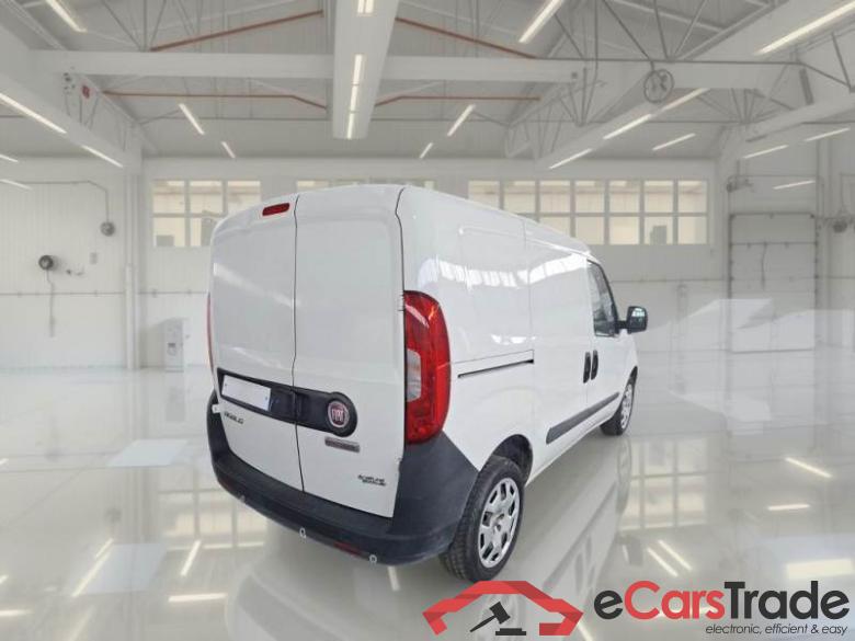 Fiat 8 FIAT DOBLÒ CARGO 2015 4 PORTE CARGO 1.4 T-JET NAT.POWER SX 3POSTI EU6 #2