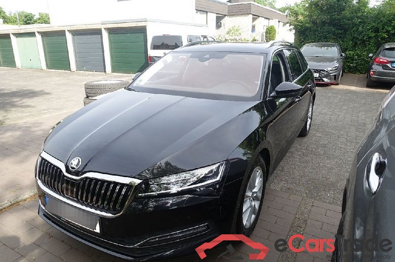 Skoda Superb Wagon ´15 SKODA Superb Combi 2.0 TDI Style 5d 110kW #1
