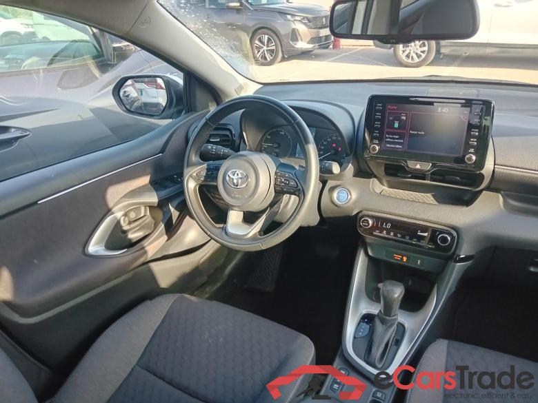 Toyota 1.5 120H Active Tech TOYOTA Yaris / 2020 / 5P / berlina con portón 1.5 120H Active Tech #3