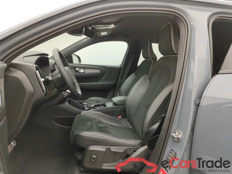 VOLVO XC40 1.5 T3 163hp R-Design Geartronic (EU6d-T.) 5d #6