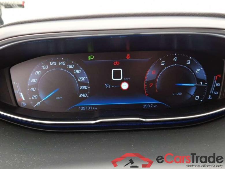 PEUGEOT 3008 1.2 PureTech BL Premium #5
