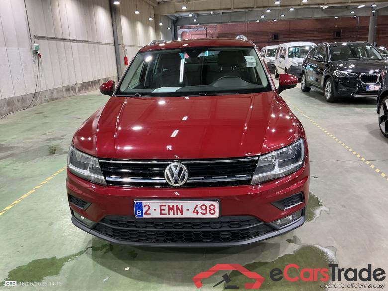 VOLKSWAGEN TIGUAN DIESEL - 2016 2.0 TDi SCR Comfortline BMT DSG STOCK #1