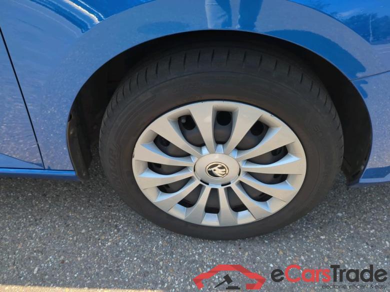SKODA Fabia Combi 70 kW #6