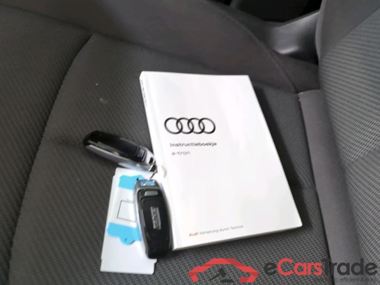 AUDI e-tron  #6