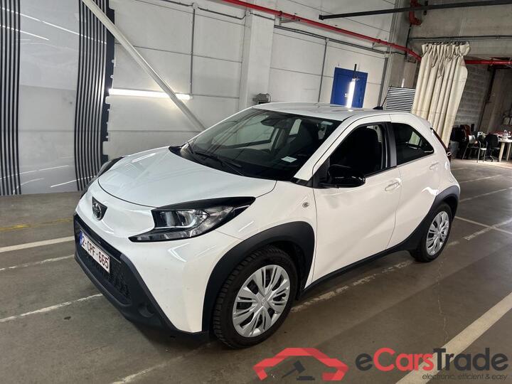Toyota AYGO X Aygo X 1.0 VVT-i Play 53kW/72pk  5D/P Man-5 - CO2 indicatief #1