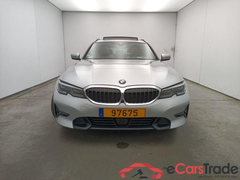 BMW 3 TOURING - 2019 330eAS PHEV 184 5d #1