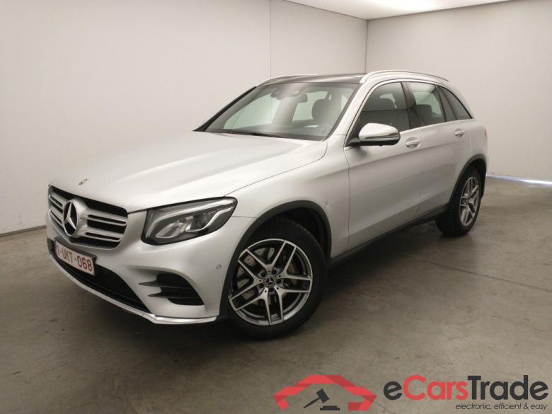 Mercedes-Benz GLC GLC 250 4MATIC 5d #3