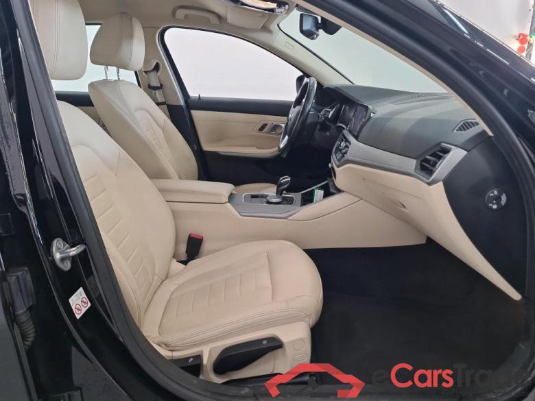 BMW 3 Serie Sedan '18 BMW 3 Serie Sedan 330e  eDrive Edition 4d #3
