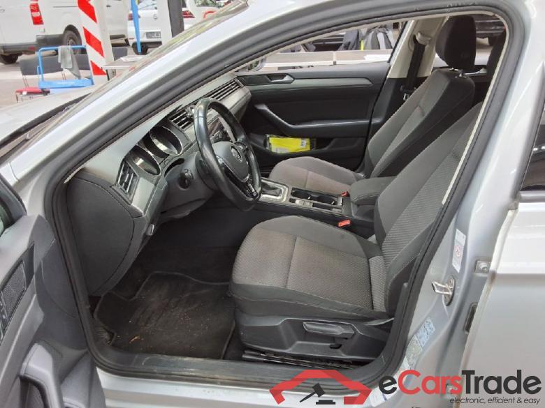 Volkswagen Passat Variant ´14 Passat Variant Trendline BMT/Start-Stopp 1.6 TDI 88KW AT7 E6dT #4