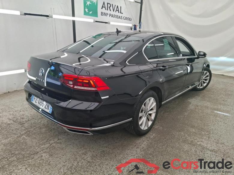 Volkswagen 2.0 TDI 150 SCR DSG7 LOUNGE VOLKSWAGEN Passat / 2019 / 4P / Berline 2.0 TDI 150 SCR DSG7 LOUNGE #3