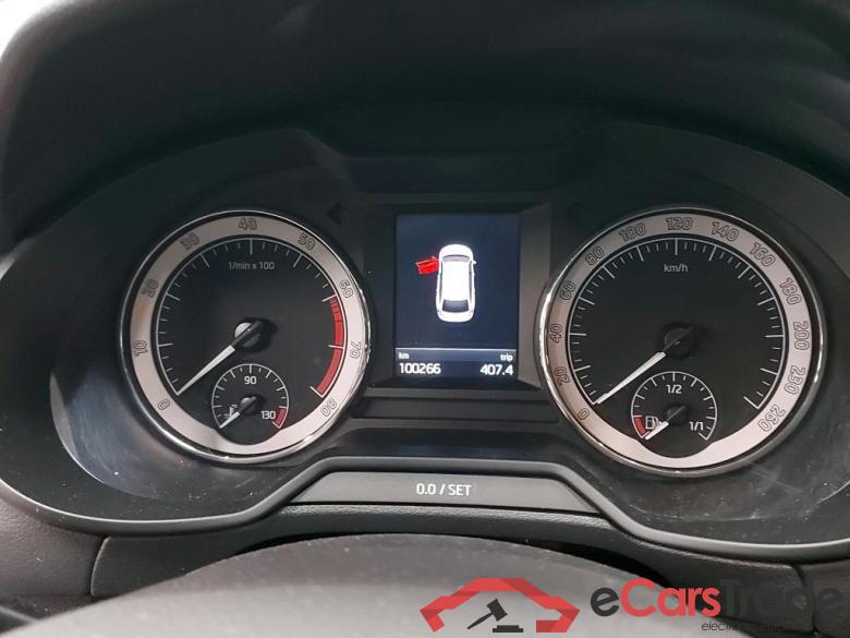 SKODA - SKO OCTAVIA COMBI TSI 115PK GreenTec Ambition & GPS & Chrome & Leather Pack & Canton Sound & Trailer Towing Hook  * PETROL * #5