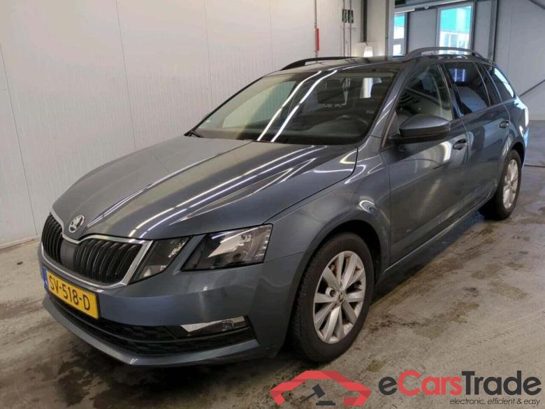 SKODA Octavia Combi 1.6 TDI Grt Amb Bns #1
