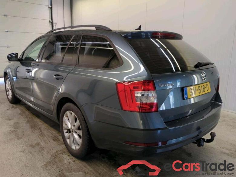 SKODA Octavia Combi 1.6 TDI Grt Amb Bns #6