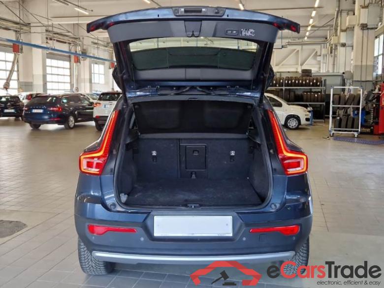Volvo 228 VOLVO XC40 / 2017 / 5P / SUV T5 PLUG-IN HYBRID AUTO RECH INSCRIP EXPR #5