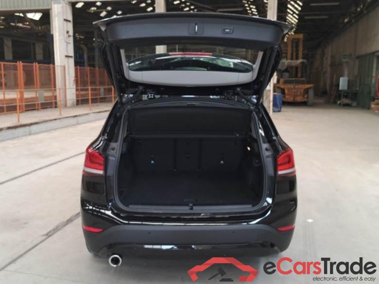 BMW 25EBLACK BMW X1 / 2019 / 5P / SUV XDRIVE 25E BUSINESS ADVANTAGE AUTOMATICO #5