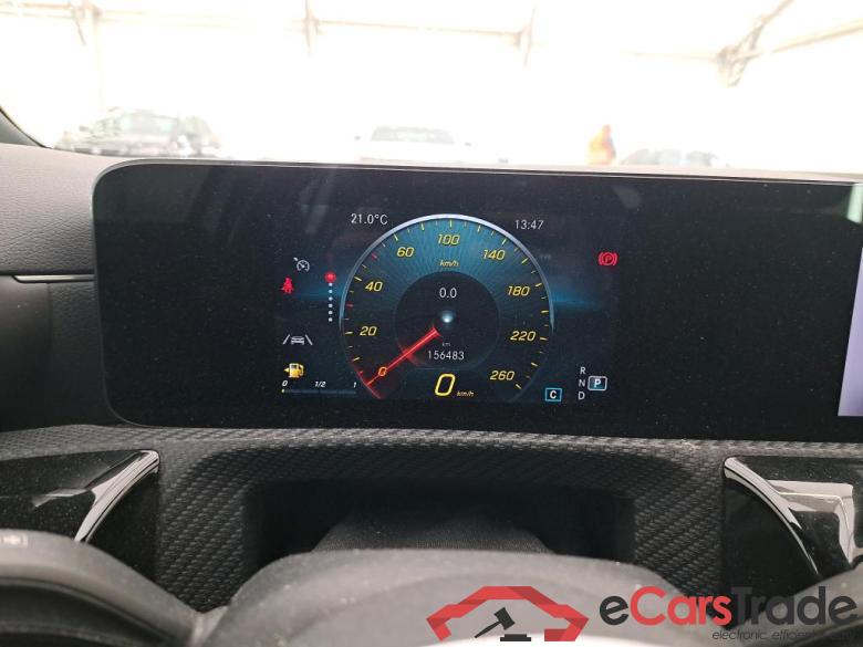 Mercedes A 200 d Business Line 8G-DCT MERCEDES-BENZ Classe A Compact / 2018 / 5P / Berline A 200 d Business Line 8G-DCT #6