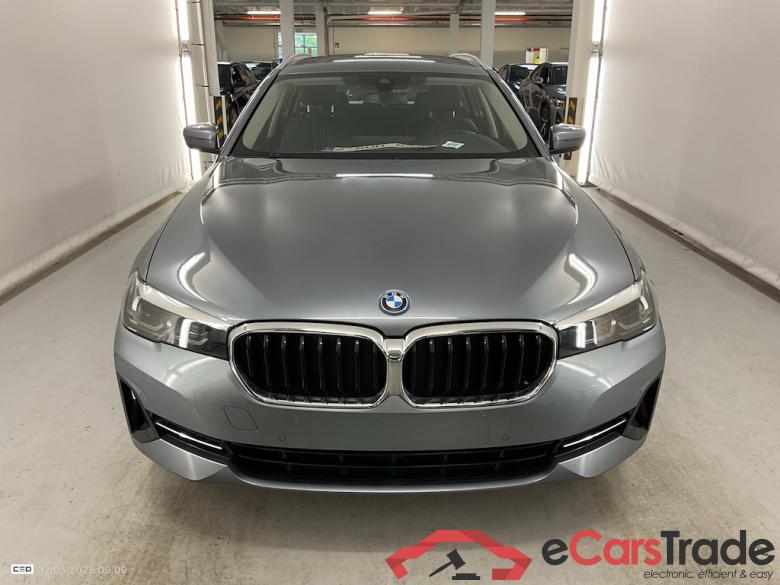 BMW 5 SERIES TOURING 2.0 520E TOURING AUTO Parking Assistant Driving Assistant Business #1