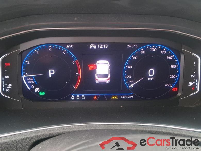 Volkswagen 1.5 TSI 150 EVO CARAT DSG7 VOLKSWAGEN TRoc 2017 5P SUV 1.5 TSI 150 EVO CARAT DSG7 #6