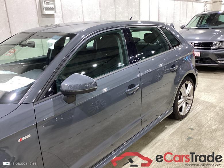 AUDI A3 SPORTBACK - 2017 35 TFSI ACT Sport S tronic (EU6d-TEMP) #3