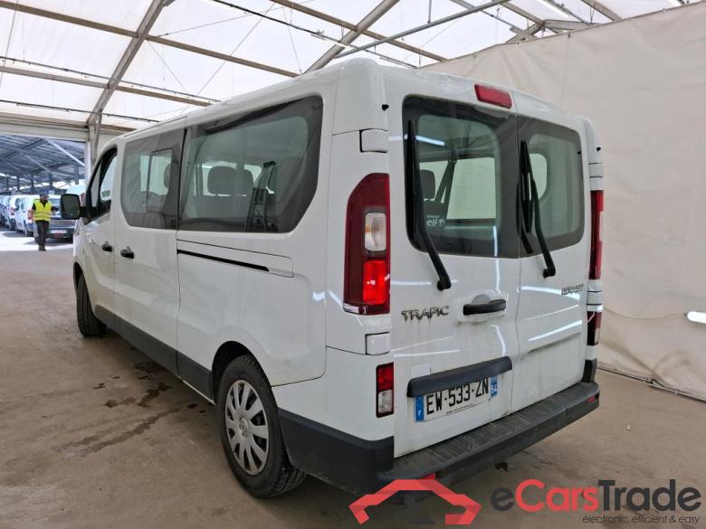 Renault Zen L2 Energy dCi 125 8 places RENAULT Trafic 4p Combi Zen L2 Energy dCi 125 8 places #2