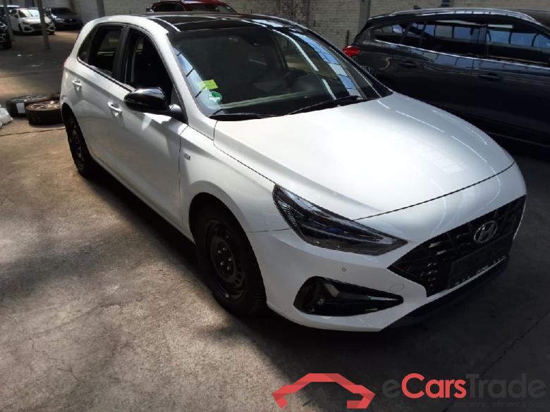 Hyundai i30 5d ´16 i30 Edition 30+ Mild-Hybrid 1.5 T-GDI 118KW AT7 E6d #2