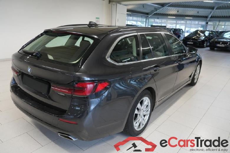 BMW 5-Serie Touring ´16 Baureihe 5 Touring 520 d 2.0 140KW AT8 E6d #2