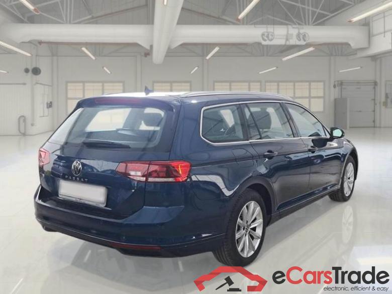 Volkswagen 28 VOLKSWAGEN PASSAT / 2019 / 5P / STATION WAGON VAR. 2.0TDI SCR EVO 90KW BUSINESS DSG #2