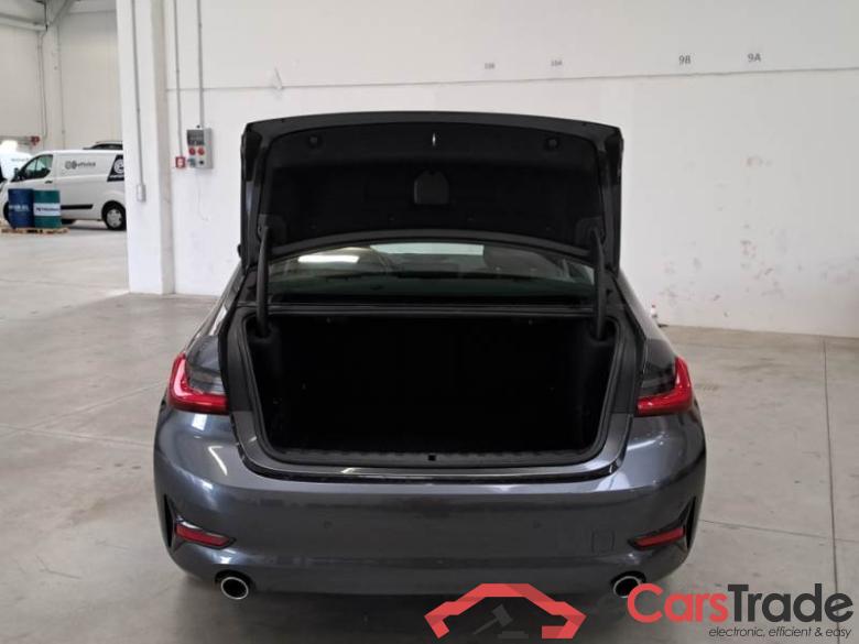 BMW 14 BMW SERIE 3 / 2018 / 4P / BERLINA 318D BUSINESS ADVANTAGE AUTOMATICA #5