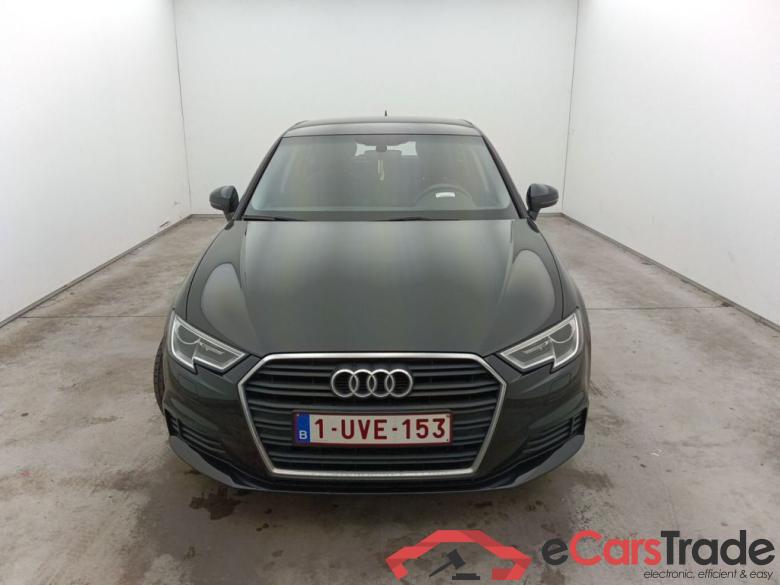 Audi A3 Sportback 1.6 TDi 85kW S tronic Business Edition 5d #2