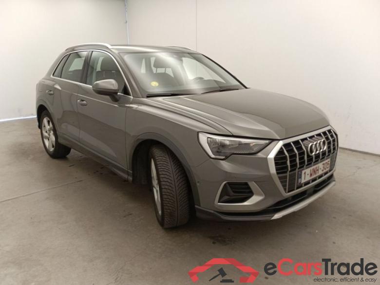 Audi Q3 35 TDI S tronic Advanced Business Editio 5d #2