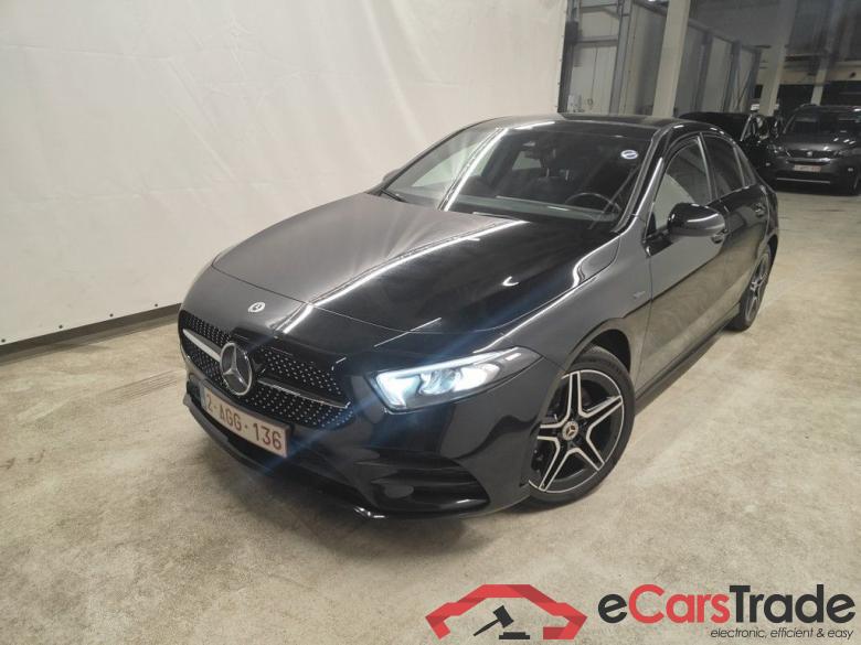 Mercedes-Benz A-Klasse Limousine A 250 e 4d #1
