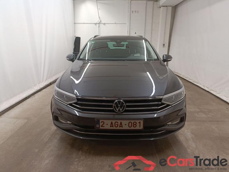 Volkswagen Passat Variant 2.0 TDI 90kW DSG Style Business 5d #1