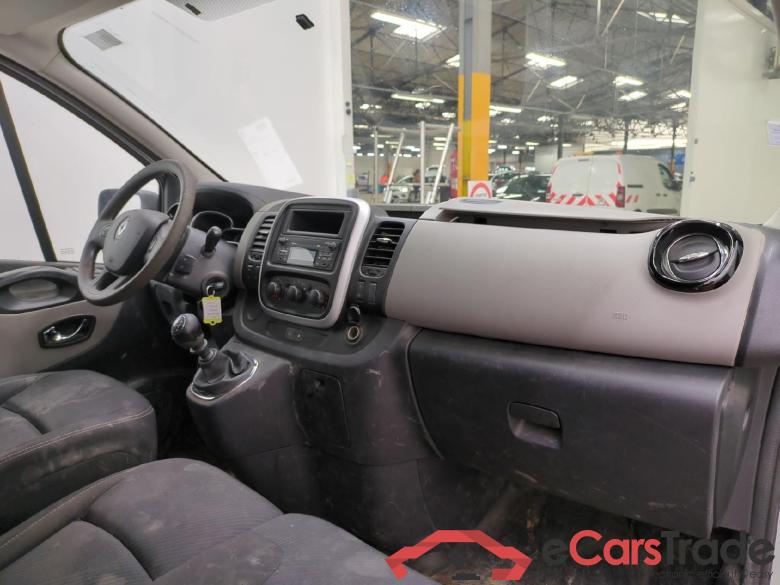 Renault FG GCFL1H1 1000 dCi95 Stop&Start E6 RENAULT Trafic VU 4p Fourgon FG GCFL1H1 1000 dCi95 Stop&Start E6 #5