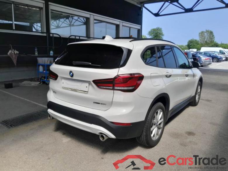 BMW 33 BMW X1 / 2019 / 5P / SUV SDRIVE 20I BUSINESS ADVANTAGE AUTOMATICO #2