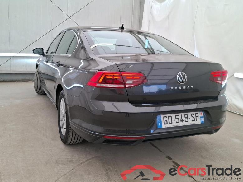 Volkswagen 2.0 TDI EVO SCR 122 DSG7 BUSINESS Passat Berline Business 2.0 TDI 120CV BVA7 E6d #2