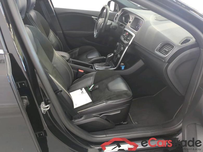Volvo V40 Volvo V40 T3 Geartronic Polar+ Sport 5d #3