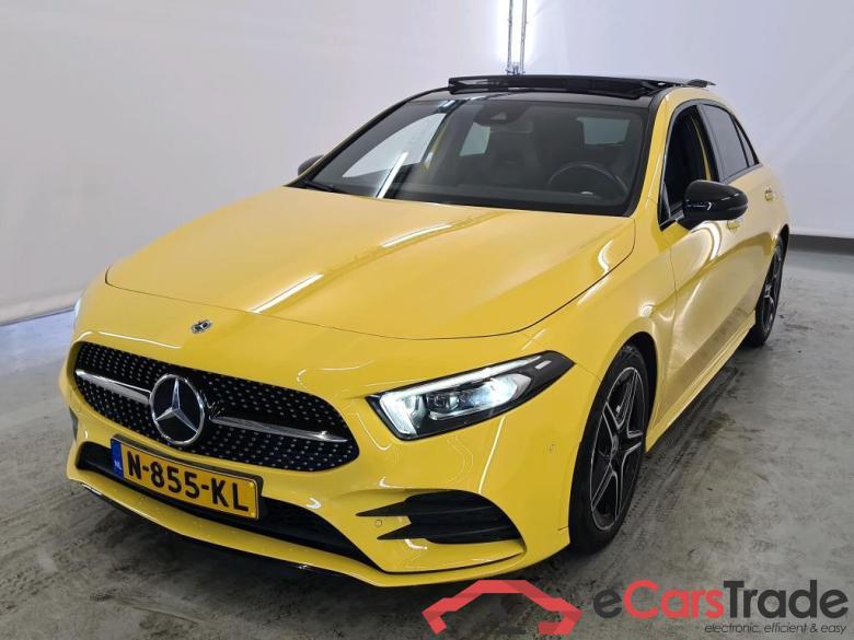 Mercedes A-Class '18 Mercedes-Benz A-Klasse A 180 Business Solution AMG Upgrade DCT 5d #1
