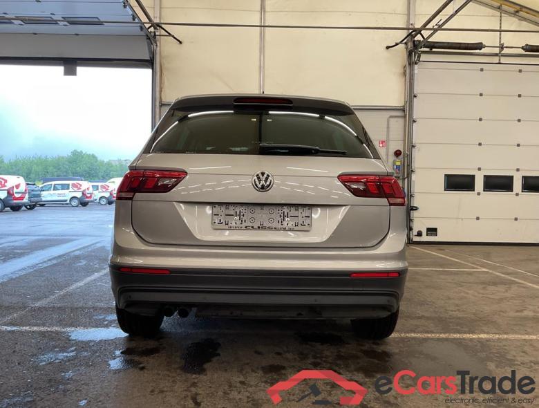 VOLKSWAGEN Tiguan 1.4 TSI 4MOTION 110 kW (150 ch) 6 vitesses DSG #3