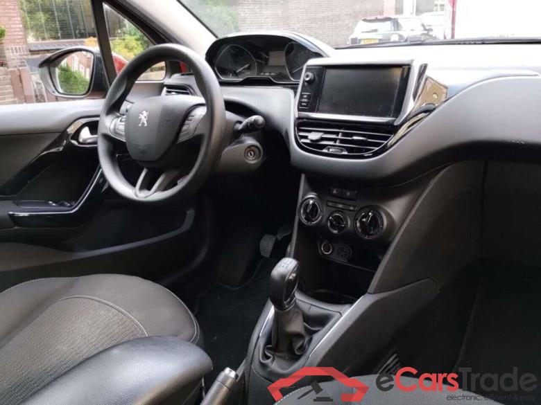PEUGEOT 208 1.2 PureT. Blue Lion #3