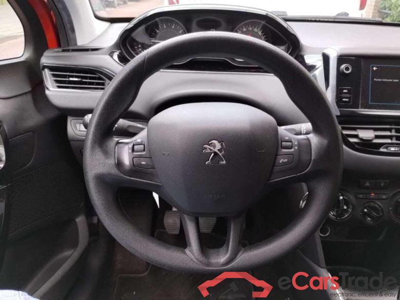 PEUGEOT 208 1.2 PureT. Blue Lion #5