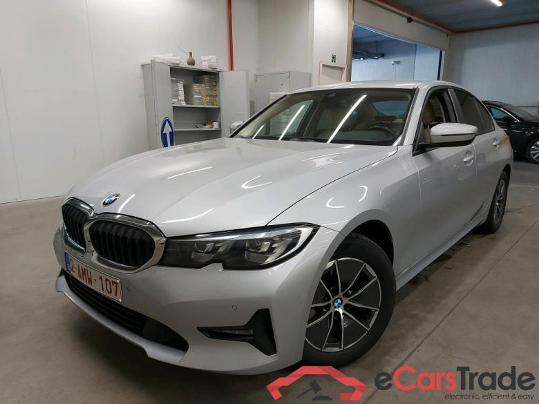 BMW - BMW 3 BERLINE 316dA 122PK Advantage Business Edition & Heated Seats & PDC Front & Rear & Towing Hook #1