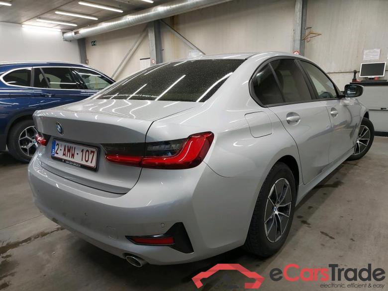 BMW - BMW 3 BERLINE 316dA 122PK Advantage Business Edition & Heated Seats & PDC Front & Rear & Towing Hook #2