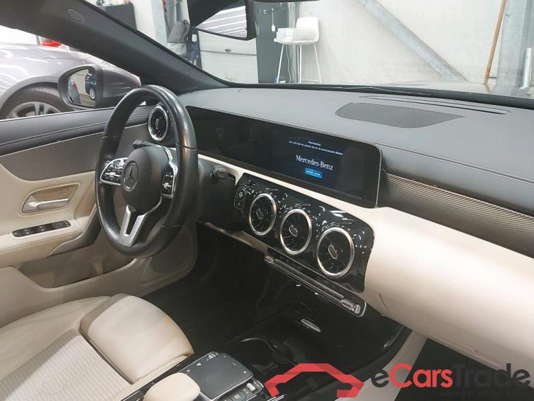 MERCEDES - MER CLA 180 d 116PK 7G-DCT Business Solution Progressive & Widescreen Cockpit & Pano Roof #3