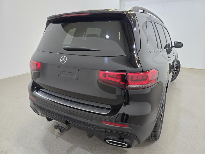 Mercedes GLB 220d 190Hp AMG 4Matic 7PL Aut. LED-Multibeam Widescreen Burmester Ambient Navi 1/2 Sport-Leather-Alcantara KeylessGo Camera Klima PDC ... #4