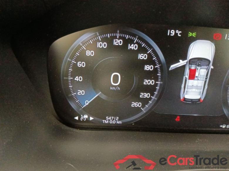 Volvo XC60 D4 120kW Geartronic R-Design 5d #6